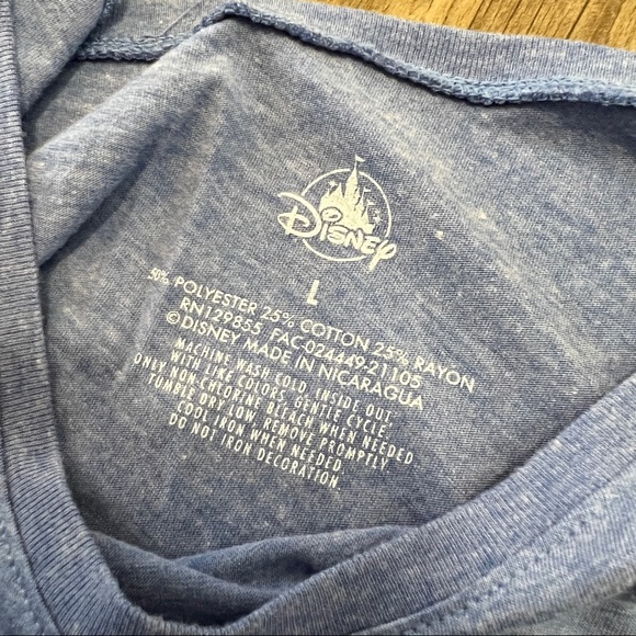 2021 Epcot International Flower & Garden Festival Minnie Mouse Tee - Picture 3 of 3